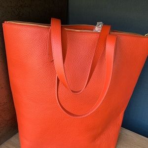Cuyana tall structured tote in red